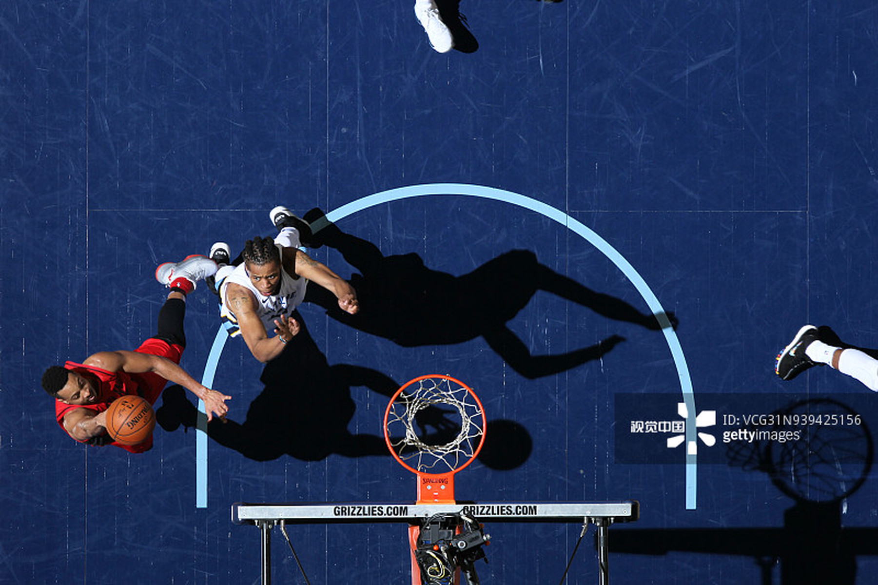 更是潜在的 更是潜在的