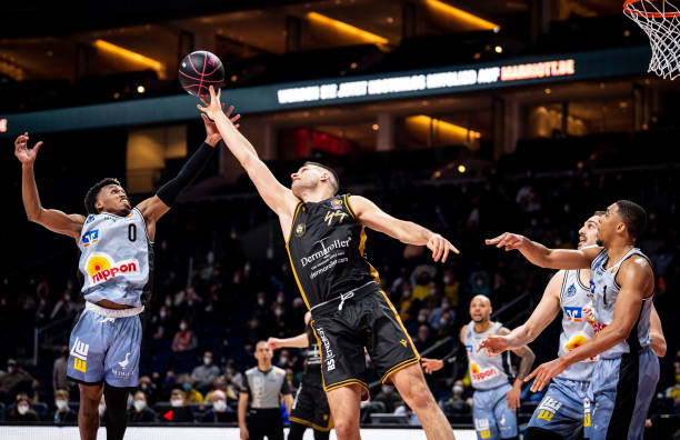 湖人之所以 湖人之所以