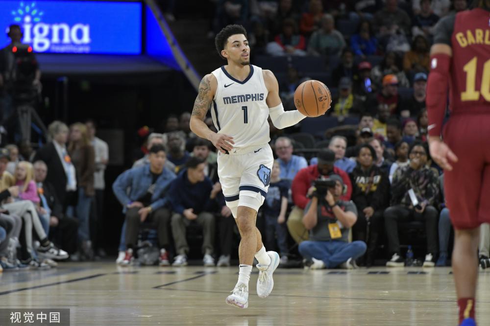 更加谨慎 更加谨慎