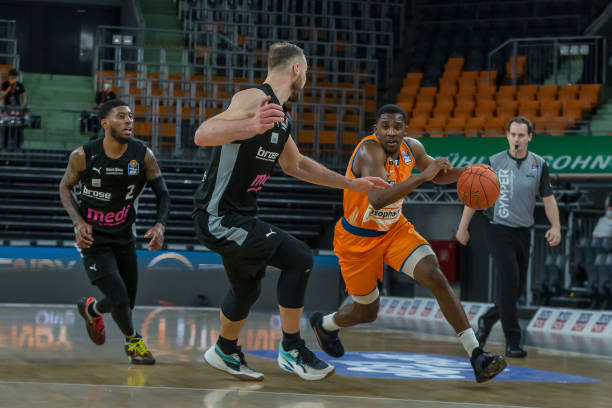 中更多是对 中更多是对