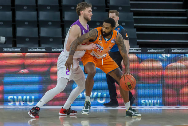 英的胜利 英的胜利