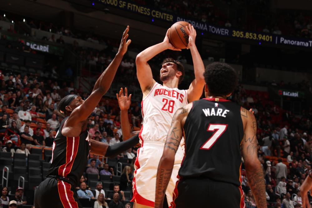 也让更衣室 也让更衣室